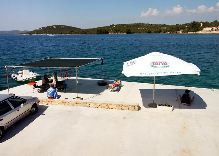 Konukevi By The Sea Luka, Dugi Otok - 8132 Žman